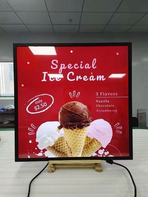 33.2 polegadas LCD Display de publicidade Construção metálica para tela quadrada Ratio1:1